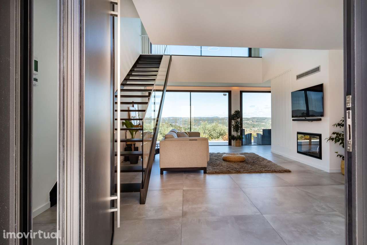 MORADIA CONTEMPORÂNEA T3 II ENCOSTA DO CASTELO OURÉM - Grande imagem: 3/31