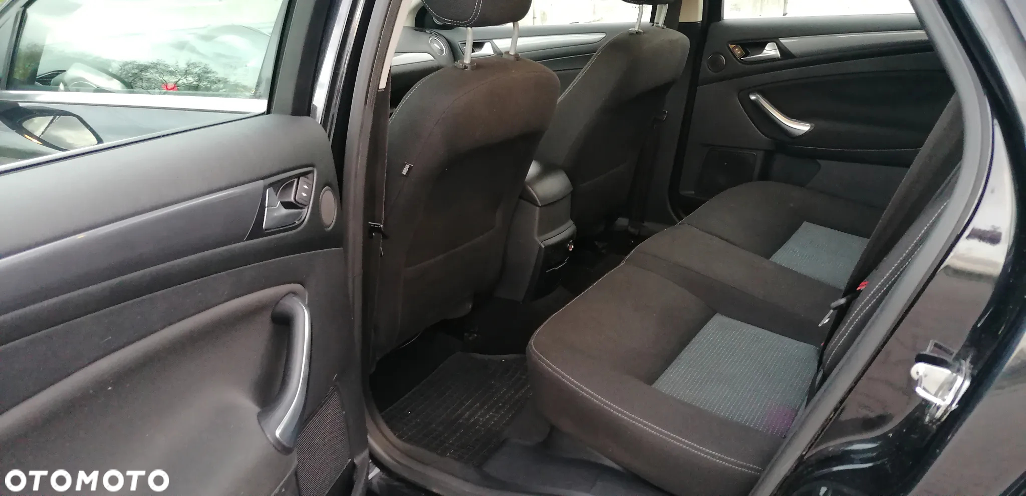 Ford Mondeo 2.0 TDCI Business Edition - 10