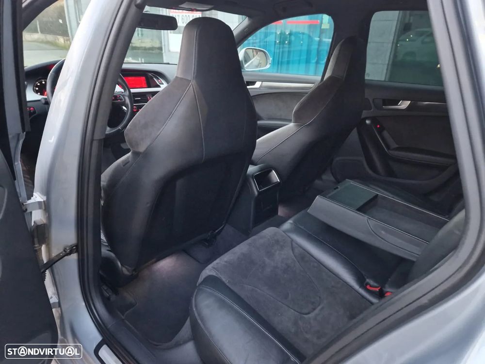 Audi A4 2.0 TFSI S line Sport Pack - 8