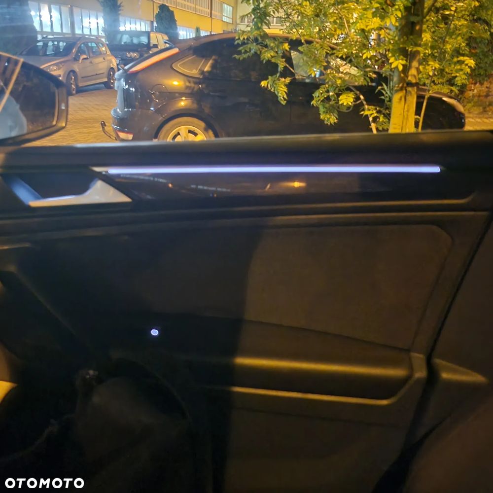 Volkswagen Tiguan - 20