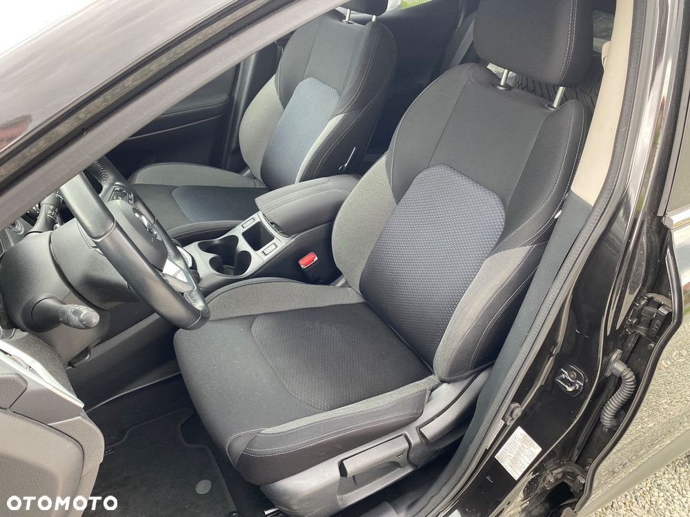 Nissan Qashqai 1.6 DIG-T N-Connecta - 23