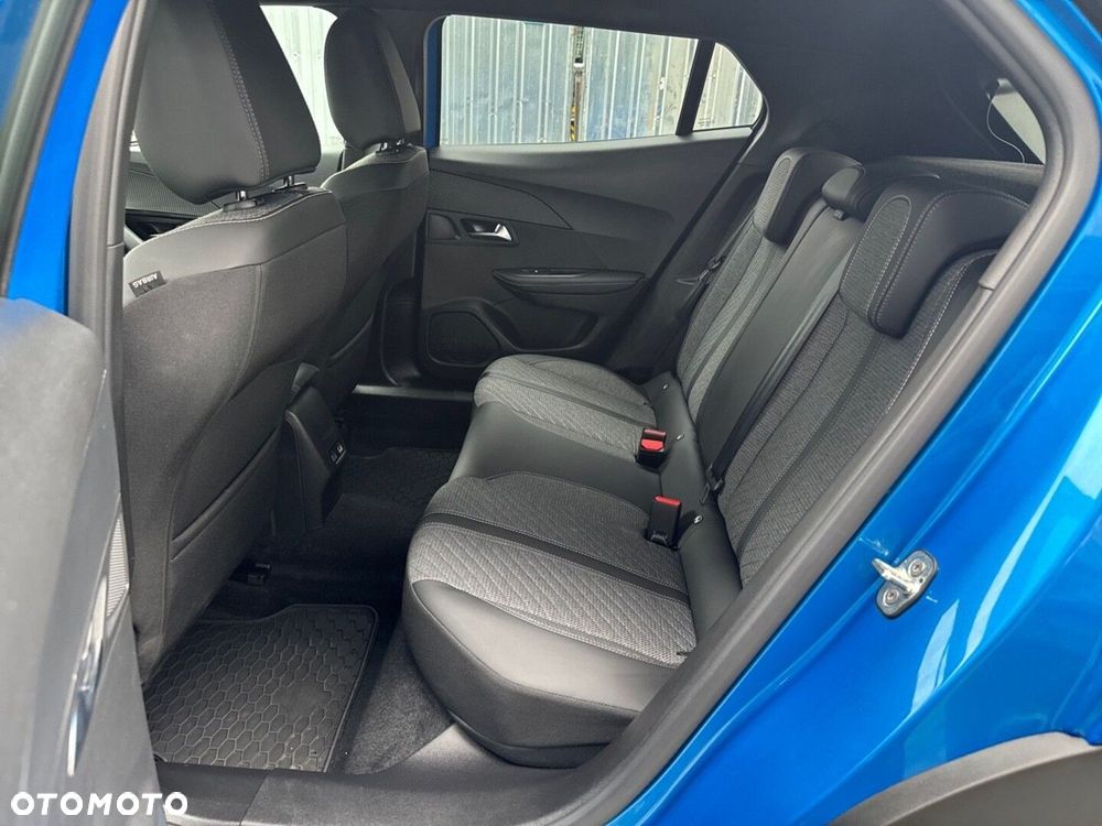 Peugeot 2008 - 10