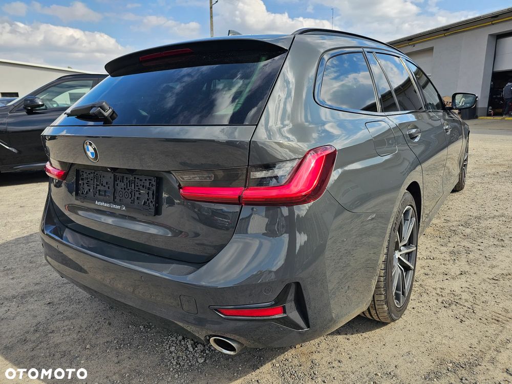 BMW Seria 3 320d Advantage - 13