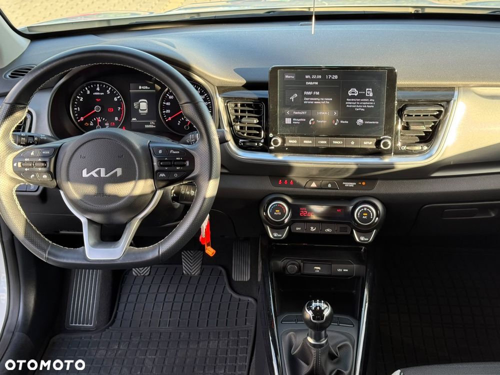 Kia Stonic 1.2 L - 10