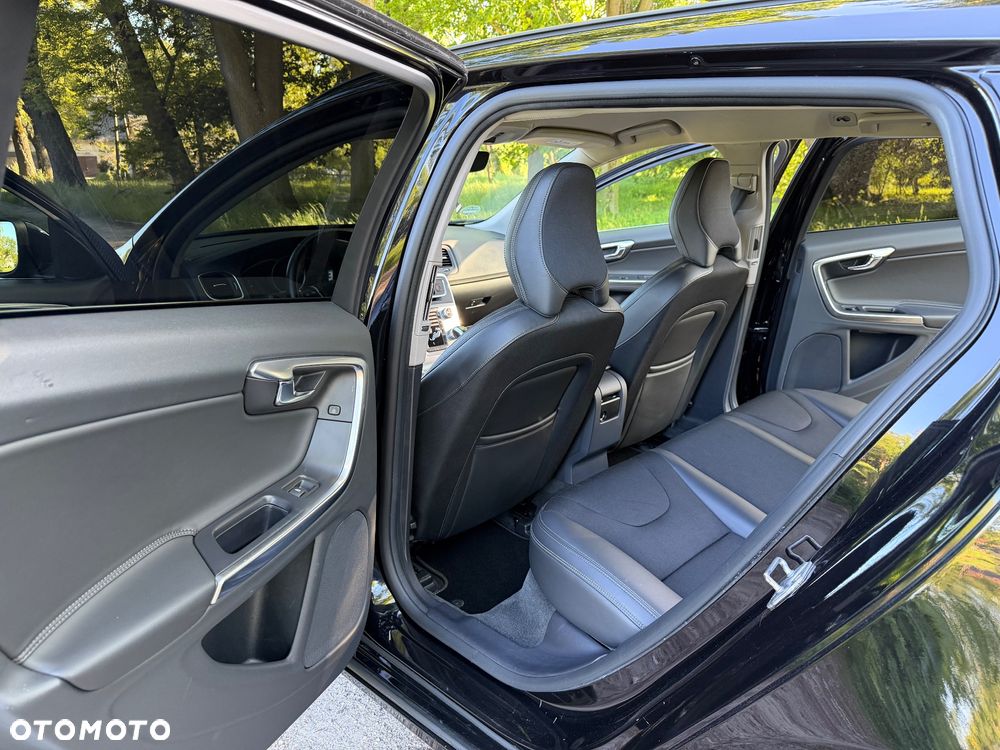 Volvo V60 D2 Drive-E Dynamic Edition (Momentum) - 22