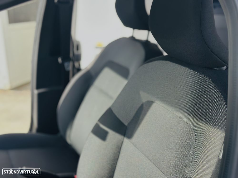 Dacia Sandero - 13