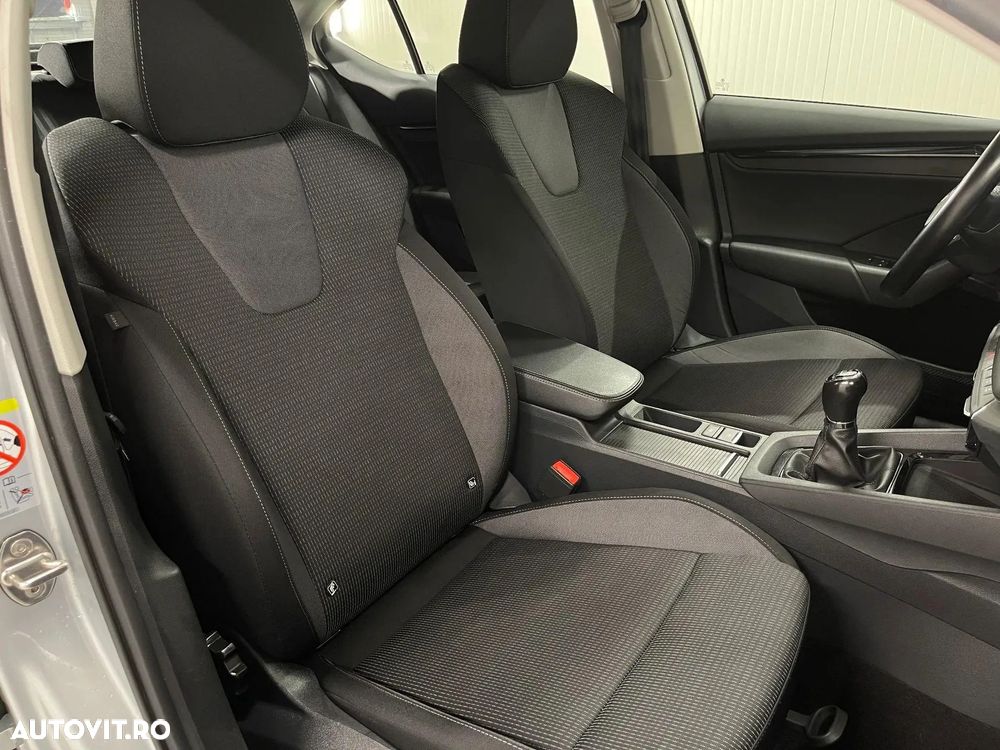 Skoda Octavia 2.0 TDI Ambition - 9