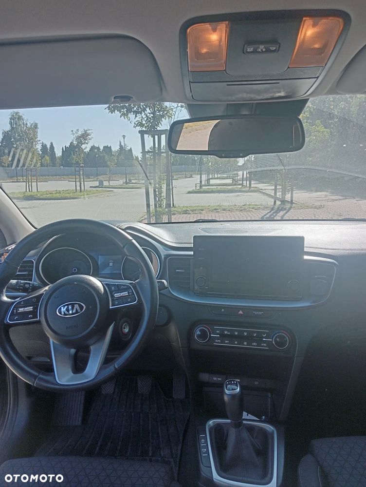 Kia XCeed 1.5 T-GDI M - 10