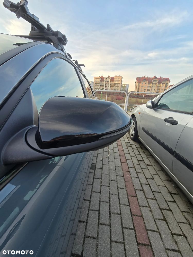 Hyundai Elantra 1.6 Executive CVT - 29