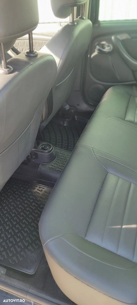 Dacia Duster 1.5 dCi 4x2 Ambiance - 13