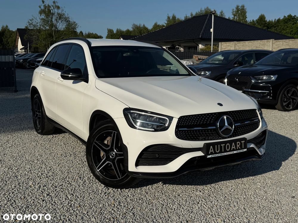 Mercedes-Benz GLC 200 d 4Matic 9G-TRONIC AMG Line - 1