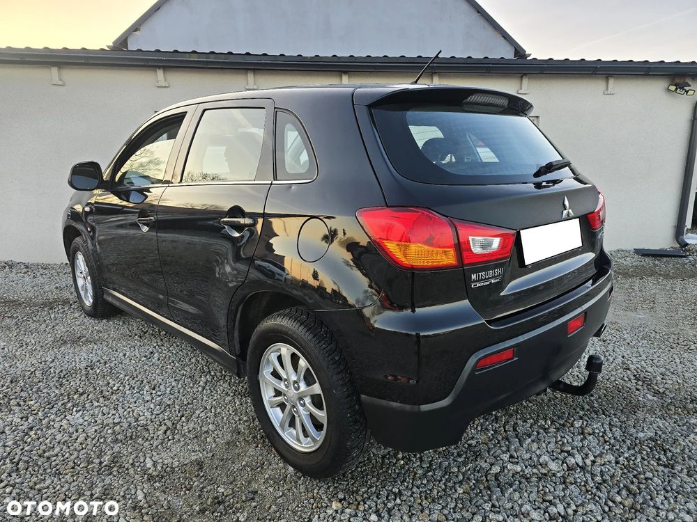 Mitsubishi ASX - 5