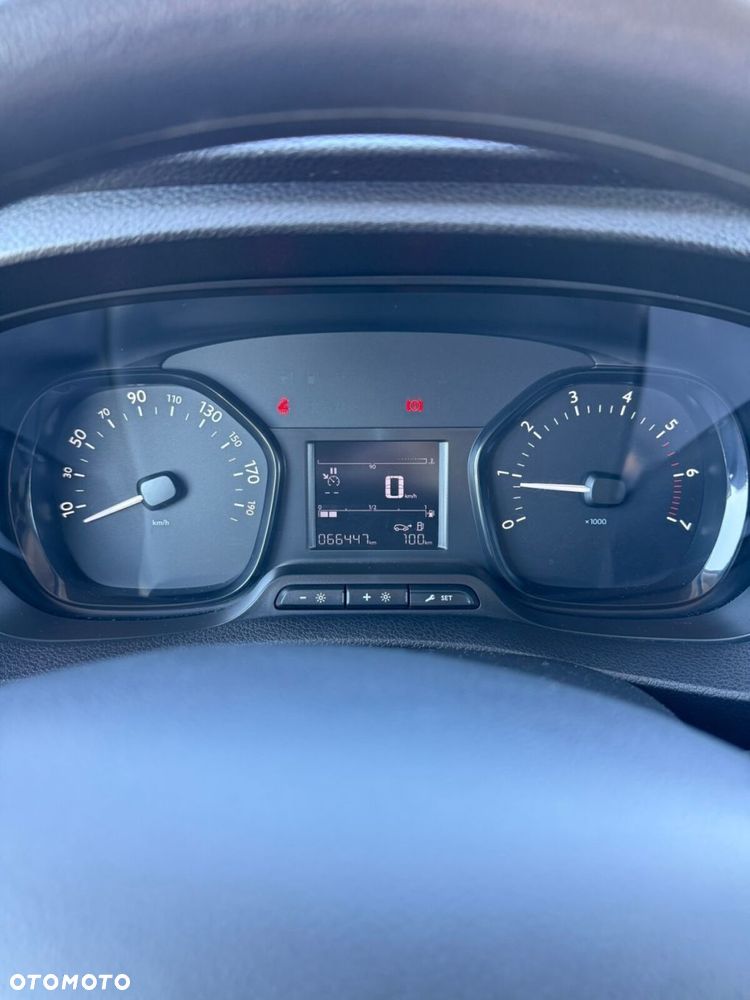 Toyota ProAce 2.0 D4D 122 KM - 15