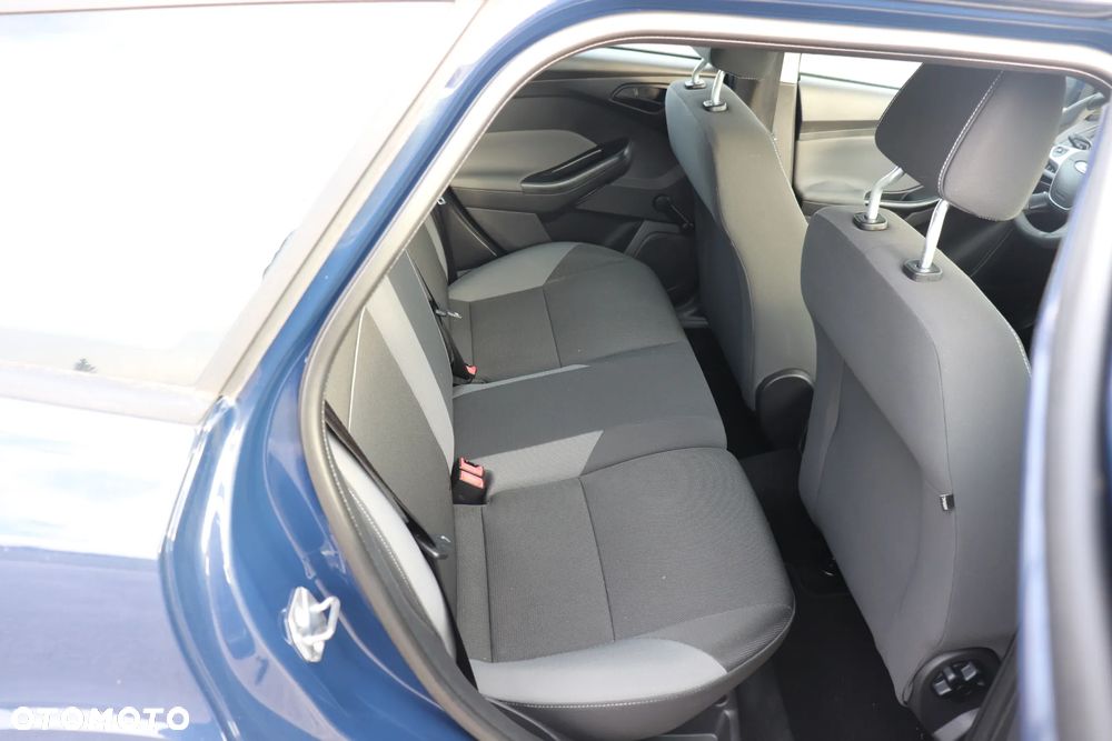 Ford Focus 1.0 EcoBoost Trend - 14