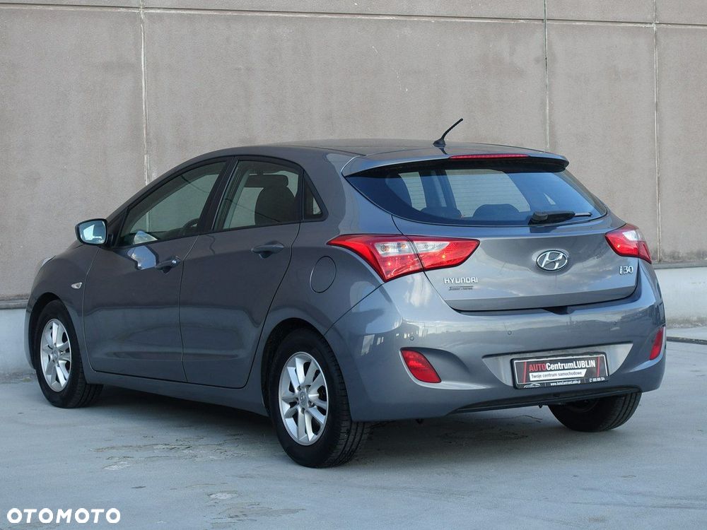 Hyundai i30 1.4 Comfort - 10