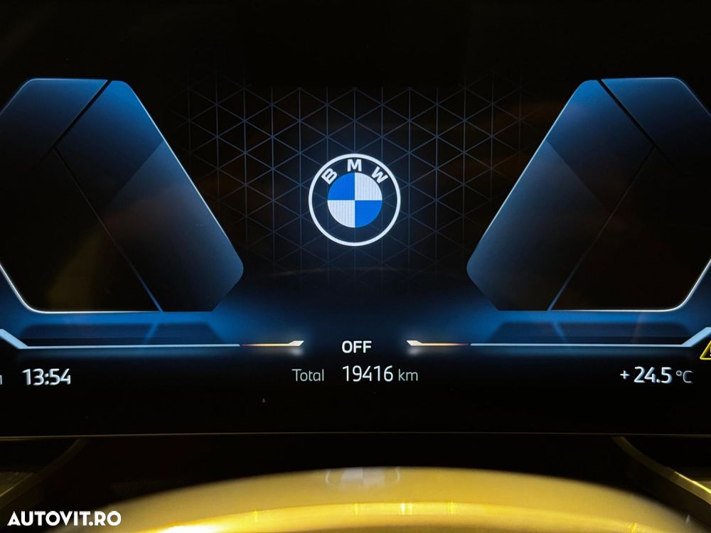 BMW Seria 7 740d xDrive MHEV - 36