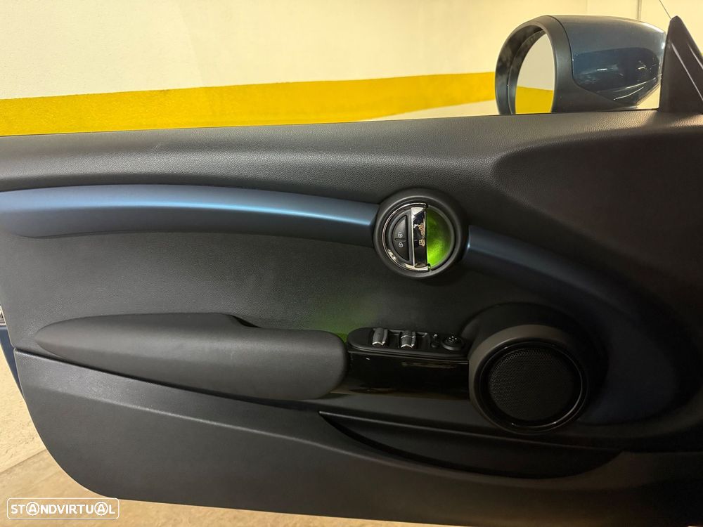 MINI Cabrio Cooper Sidewalk Special Edition Auto - 13