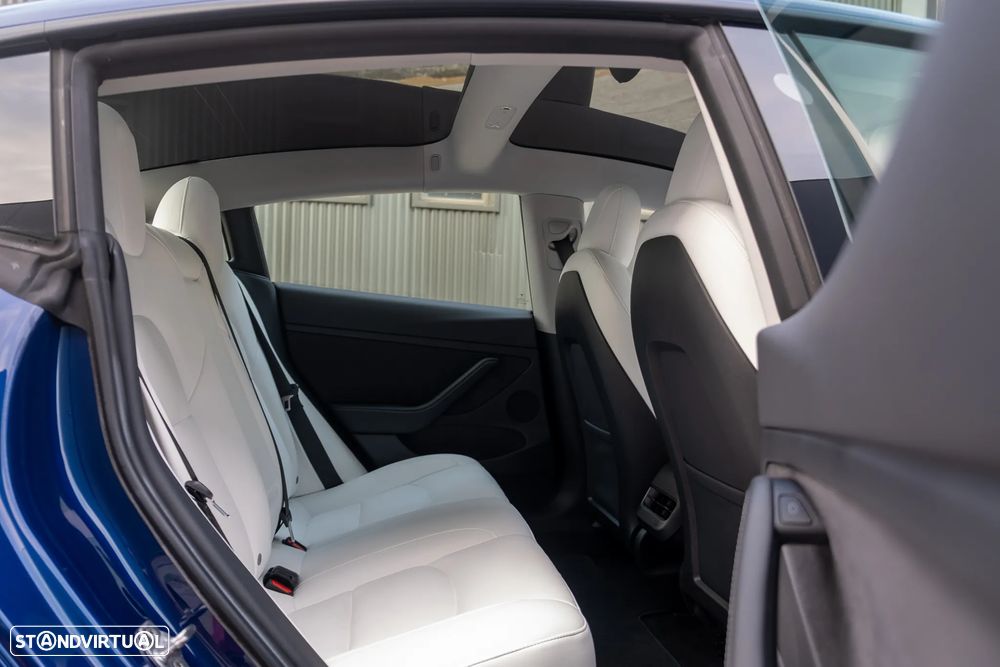 Tesla Model 3 Long Range Tração Integral - 31