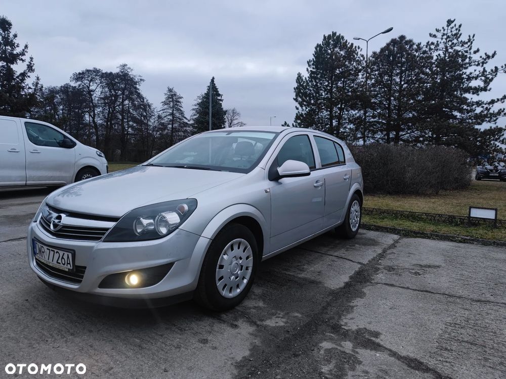 Opel Astra 1.6 EU5 - 1