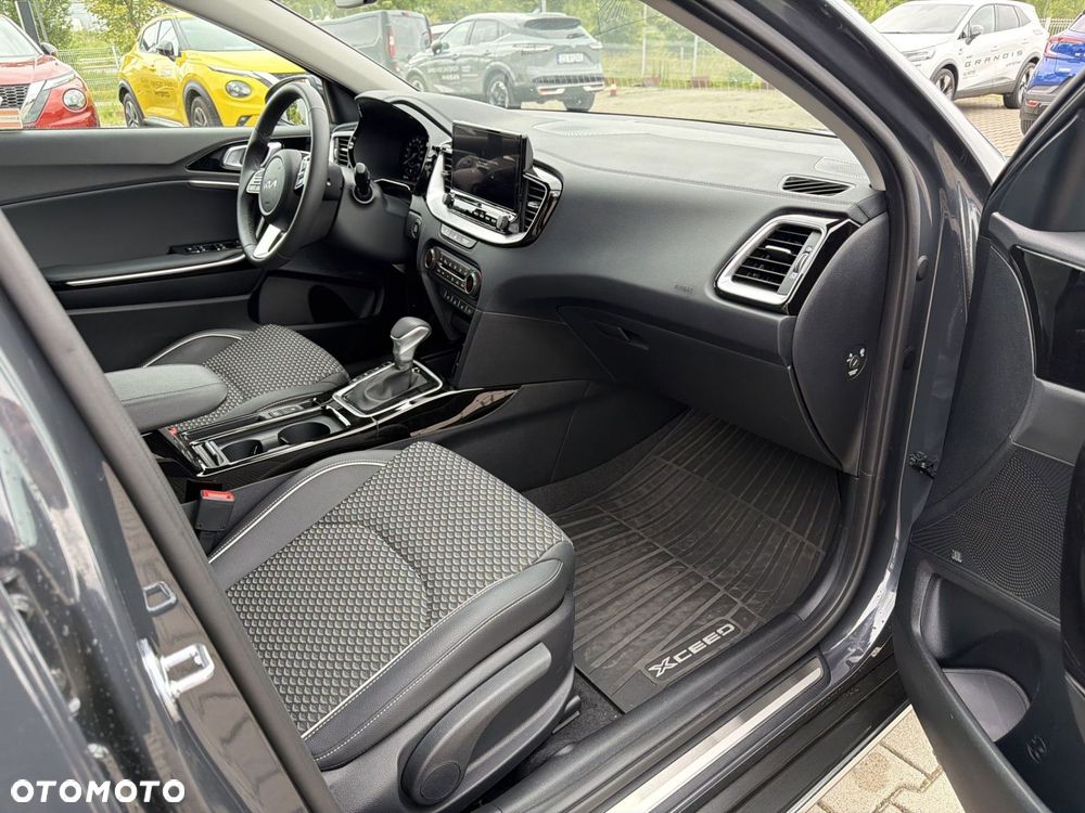 Kia XCeed 1.6 T-GDI Business Line DCT - 22