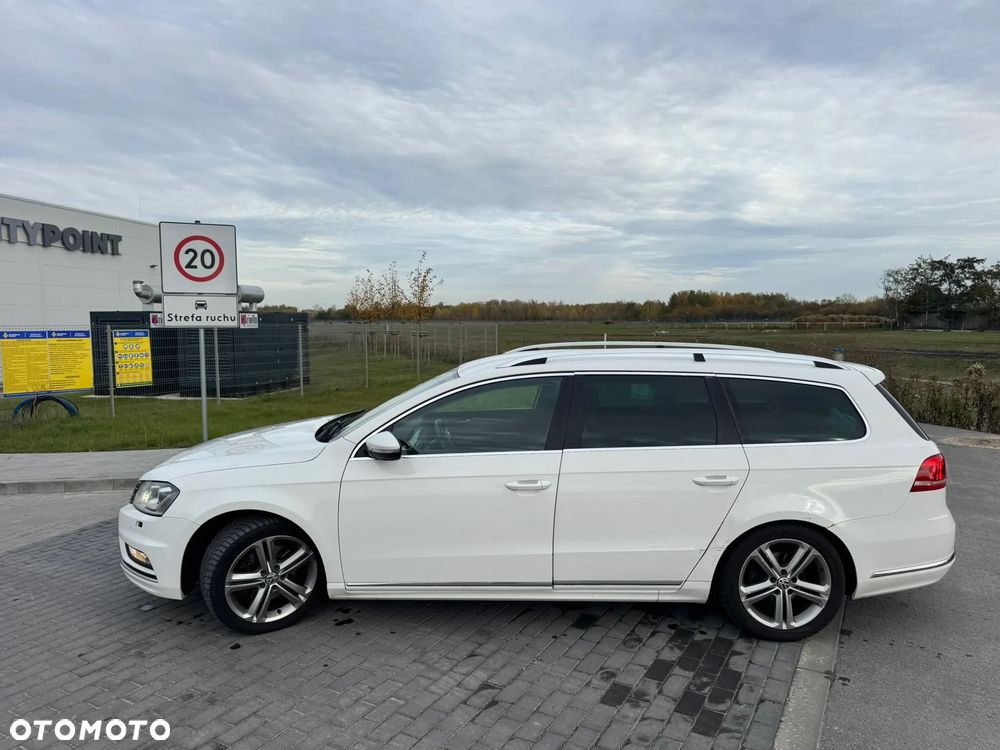 Volkswagen Passat 2.0 TDI DPF DSG 4Motion R-Line Edition Plus - 12