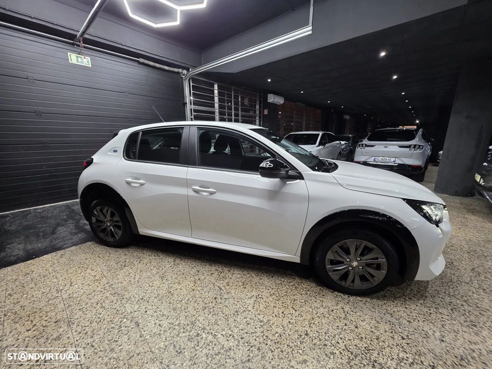 Peugeot e-208 Active Pack - 5
