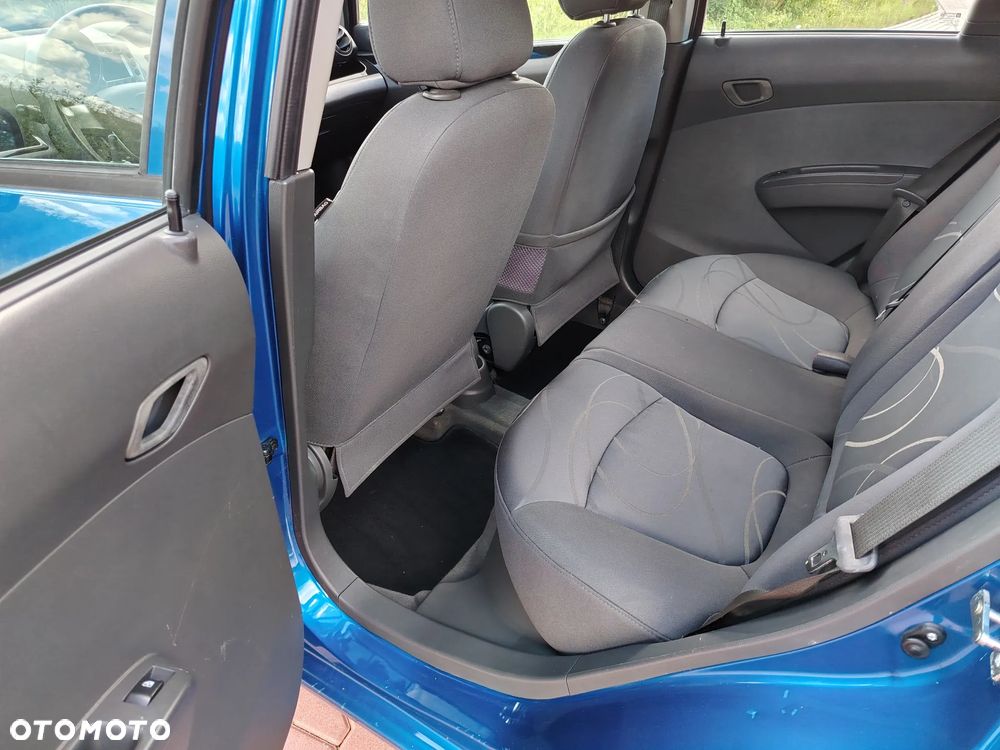Chevrolet Spark - 22