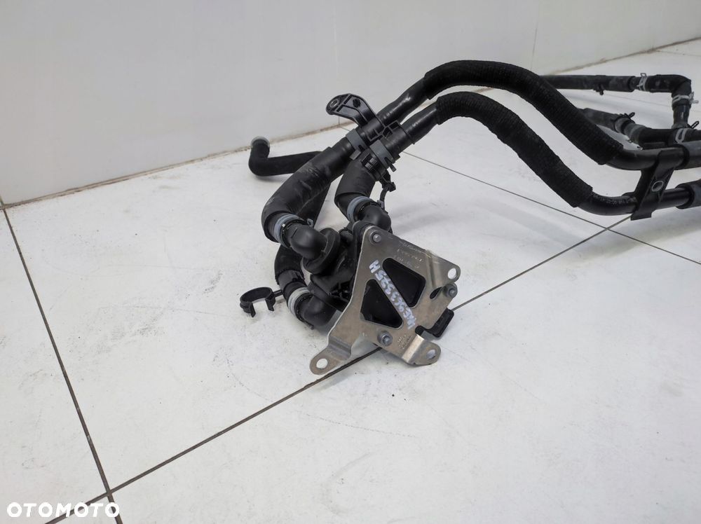 zawór sterowania wąż rurka przewód wody audi q8 e-tron etron - 9