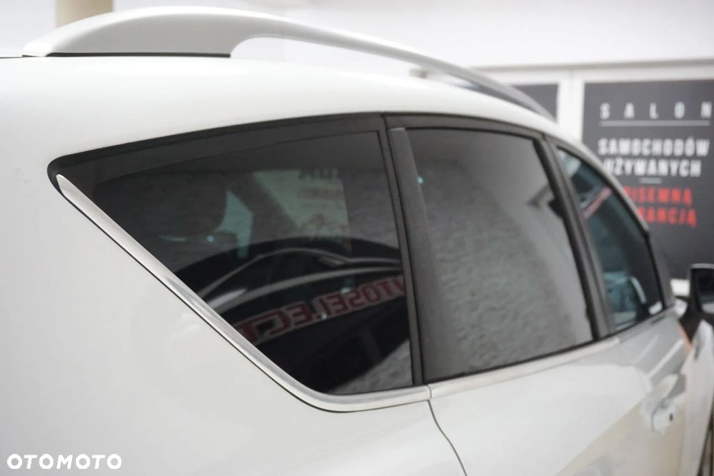 Ford Kuga 2.0 TDCi 4x4 Titanium - 17