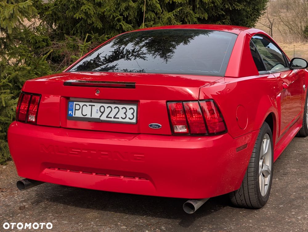Ford Mustang - 7