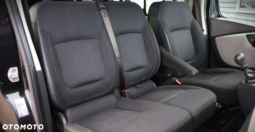 Renault Trafic - 18