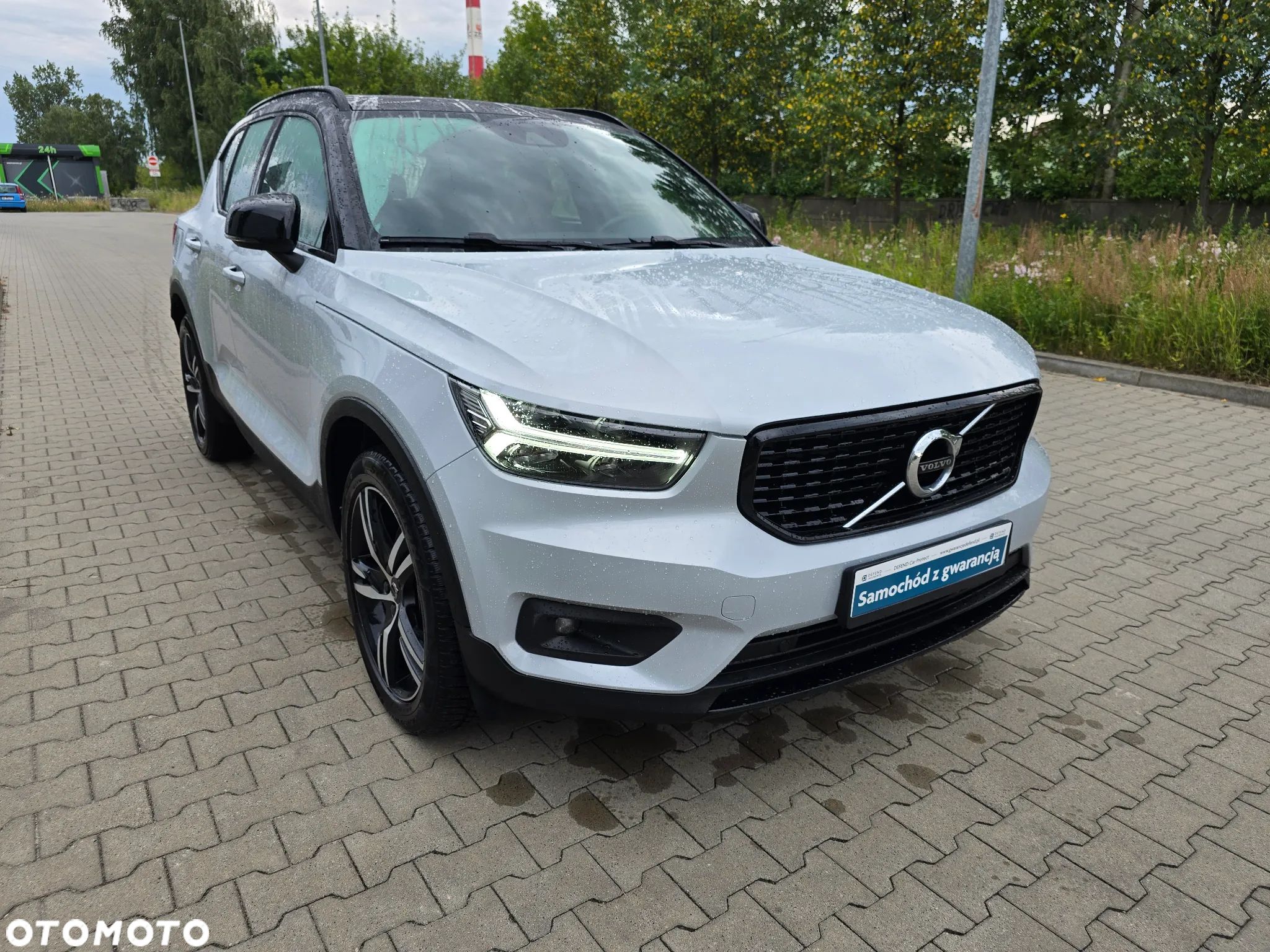 Volvo XC 40 B4 B AWD R-Design - 1