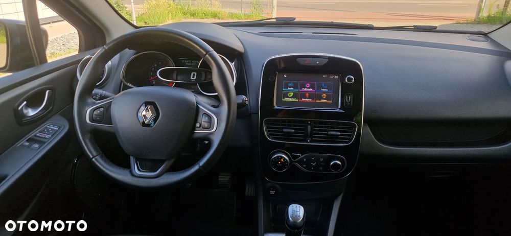Renault Clio 1.2 16V Limited Plus - 29