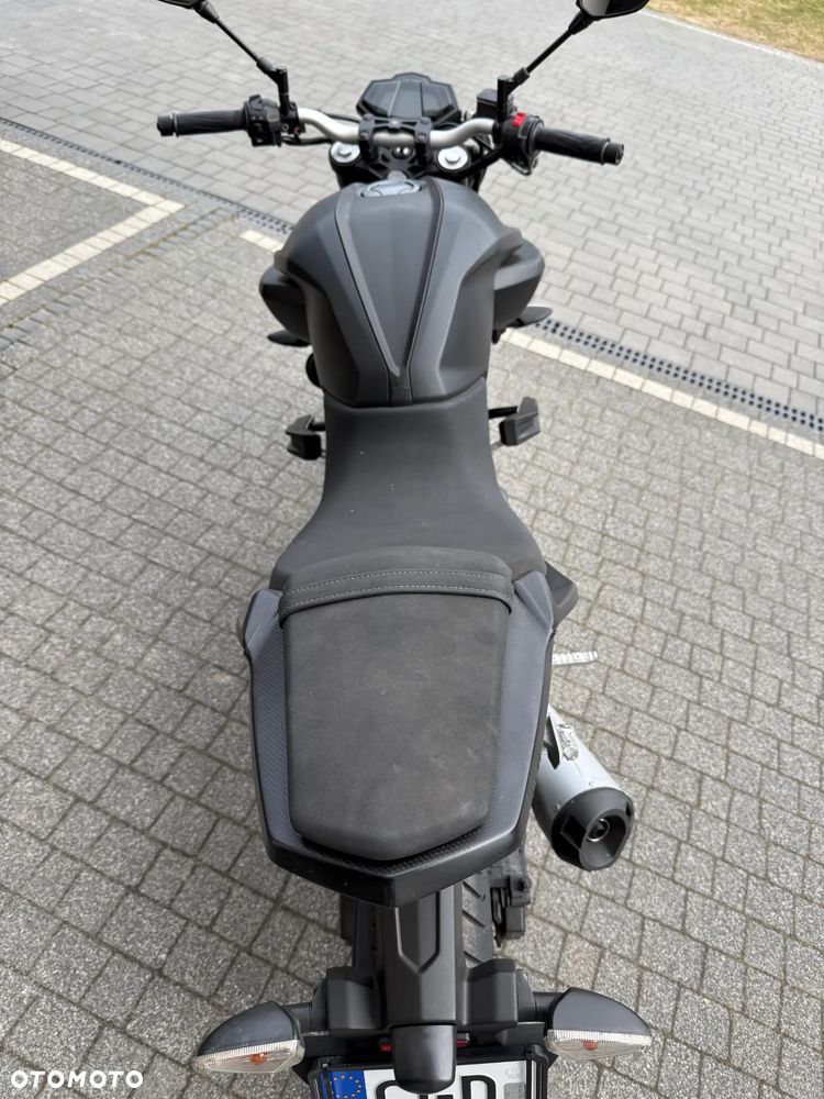 Yamaha MT - 6