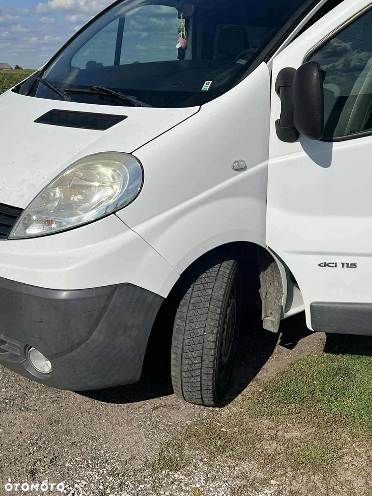 Renault Trafic 2.0 dCi 115 FAP Combi L2H1 - 5