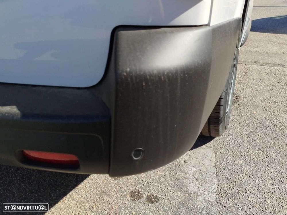 Opel Vivaro Outro - 12