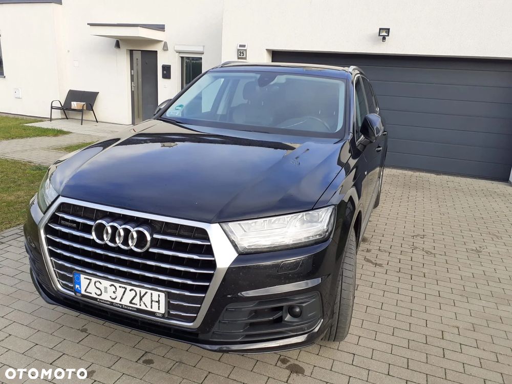 Audi Q7 - 1