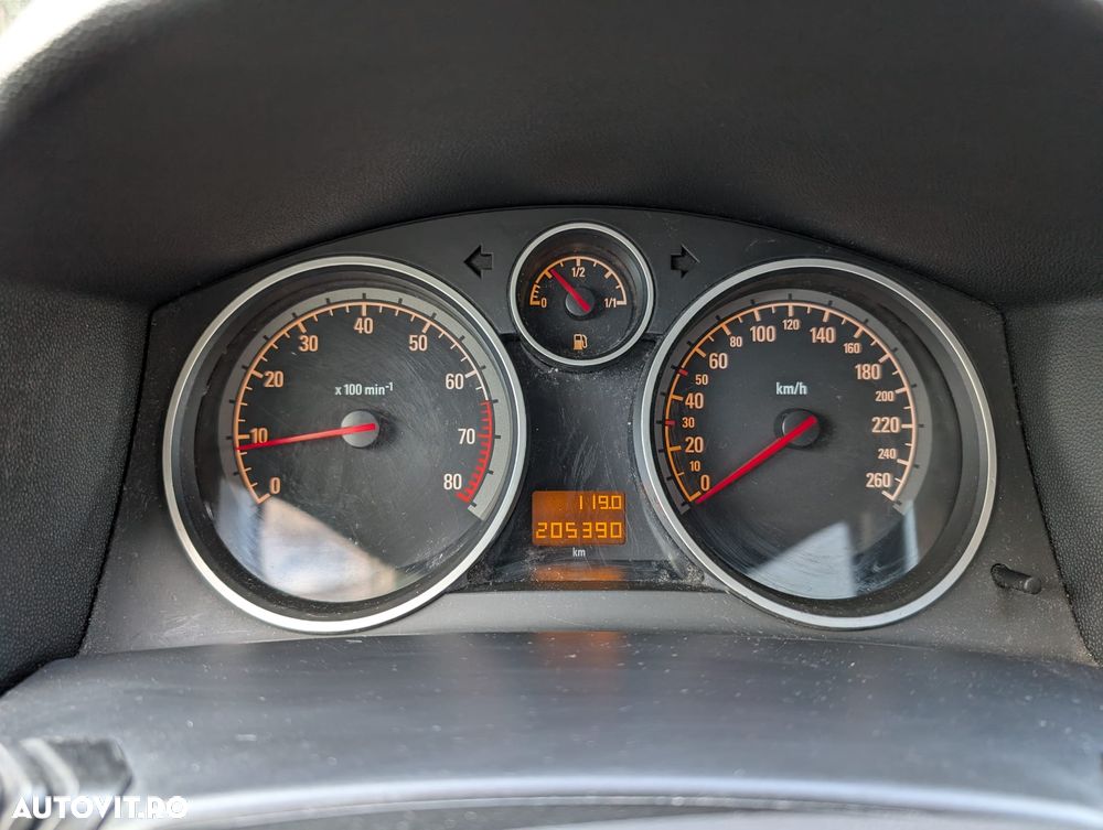 Opel Astra 1.6 Enjoy - 9