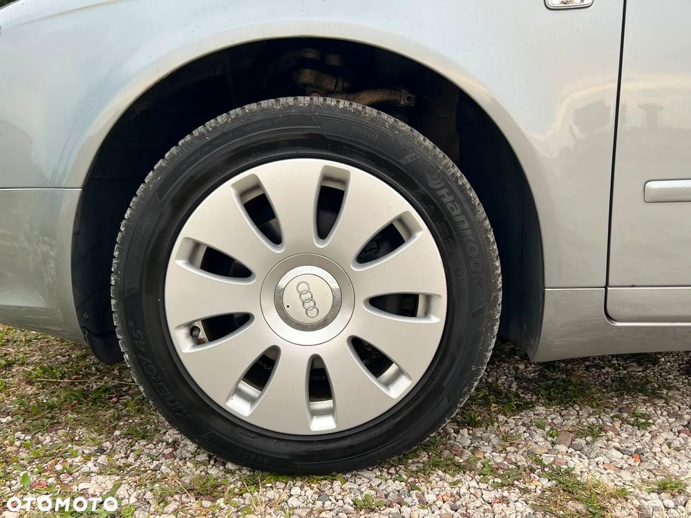 Audi A4 Avant - 13