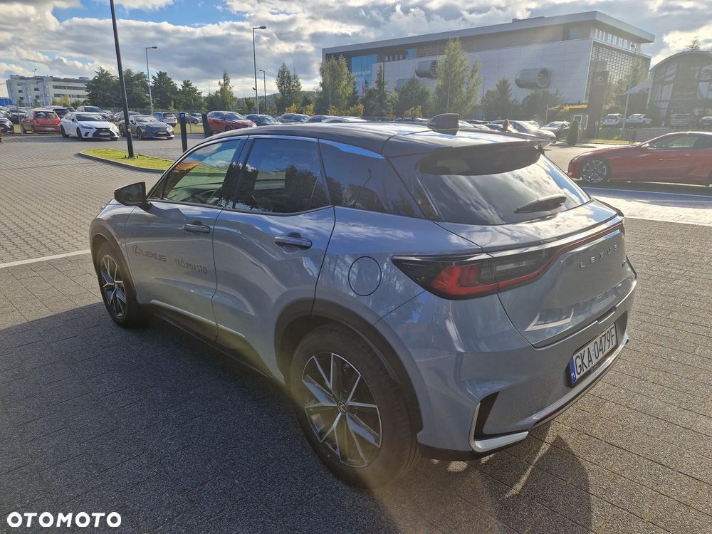Lexus LBX 1.5 Hybrid Emotion - 5