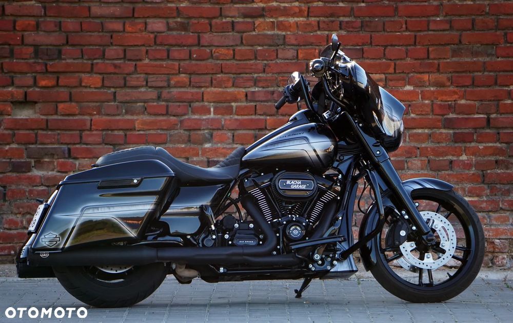 Harley-Davidson Touring Street Glide - 1