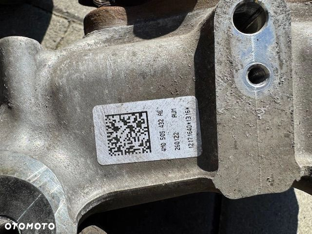 Audi Q7 Q8 4M0505432 tył prawa zwrotnica wahacze kpl GWARANCJA! - 2