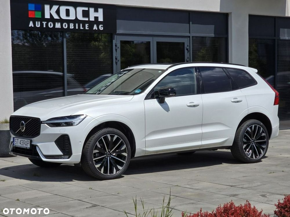 Volvo XC 60 B5 B AWD Ultra Dark - 1
