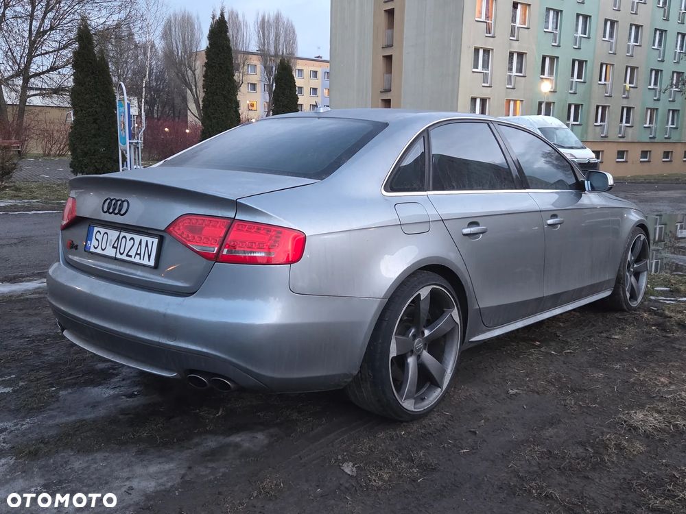 Audi S4 Limousine - 4