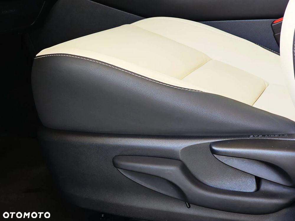Lexus NX 300h F Impression AWD - 12