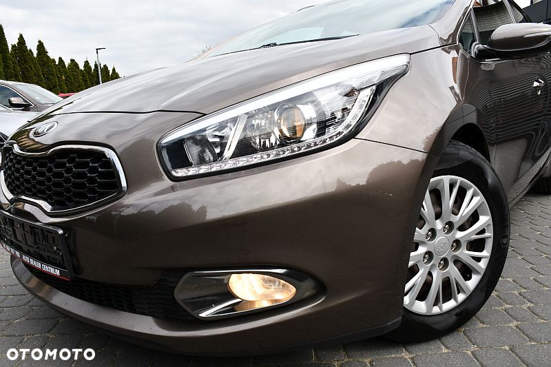 Kia Ceed 1.6 GDI Platinum Edition - 31