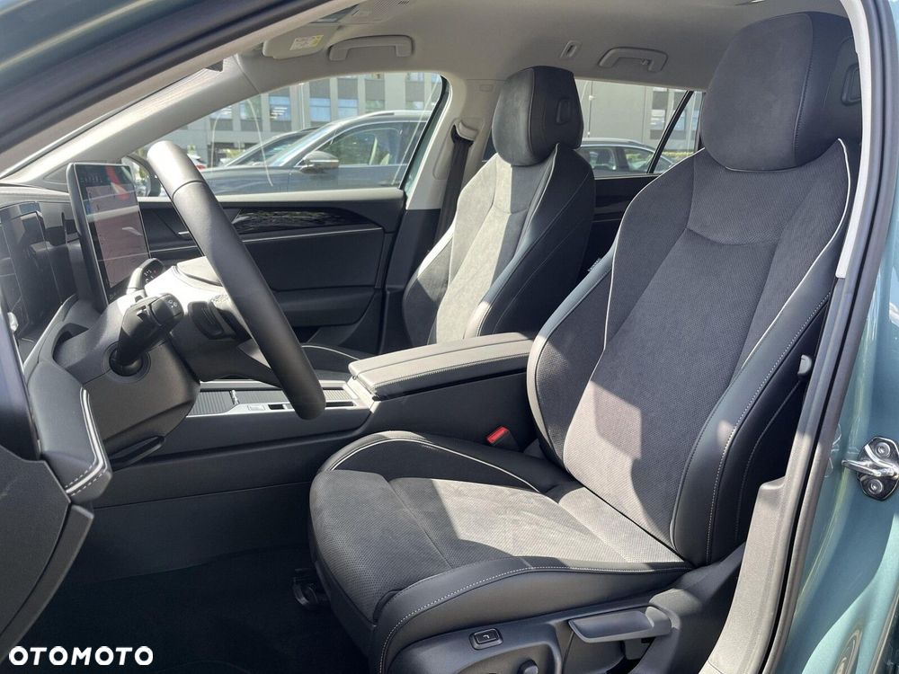 Volkswagen Passat - 17