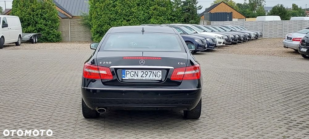 Mercedes-Benz Klasa E - 23