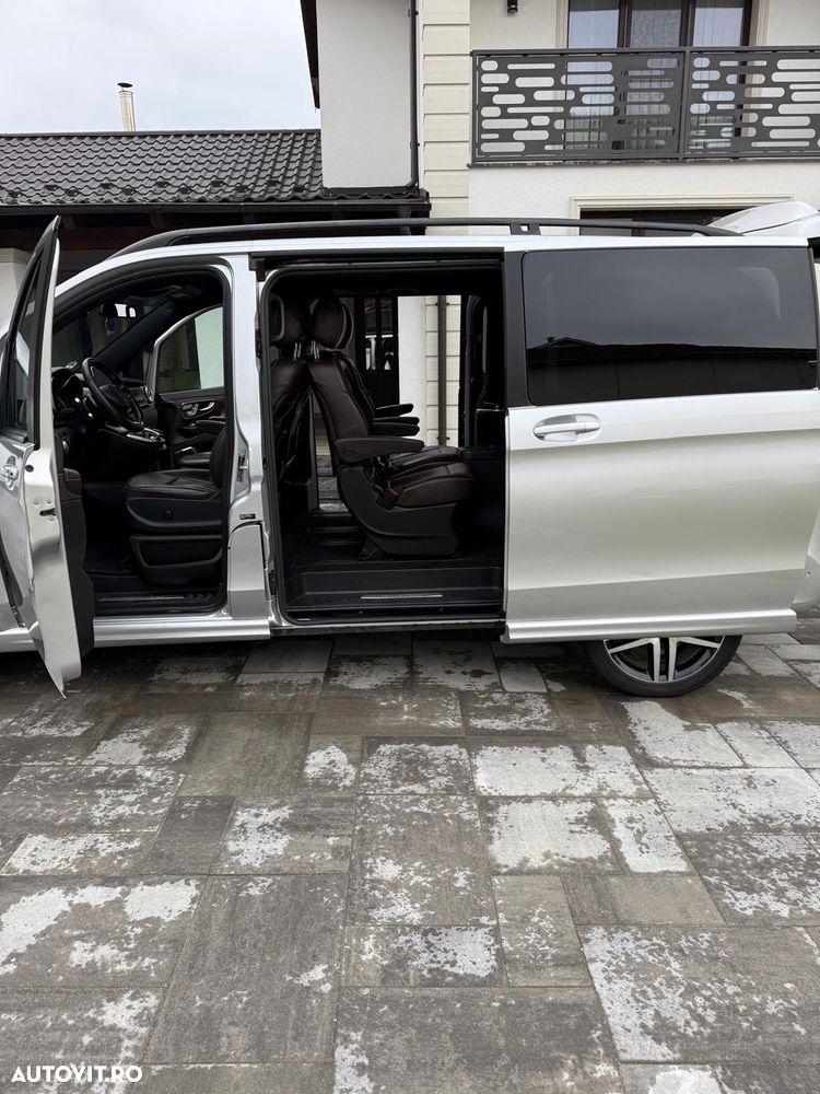 Mercedes-Benz V - 22