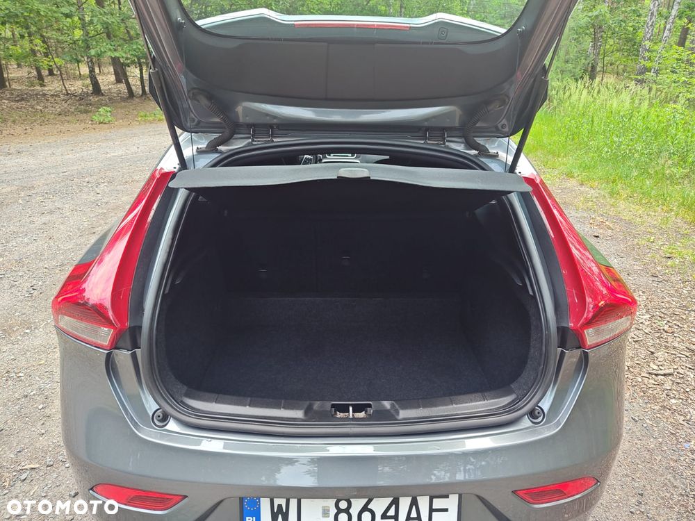 Volvo V40 T3 Drive-E Momentum - 15